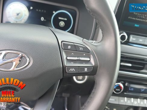 Used 2023 Hyundai Kona Limited FWD image 18