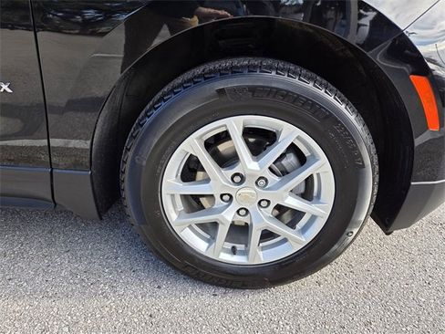 Used 2024 Chevrolet Equinox LT w/ LPO, Floor Liner Package image 27