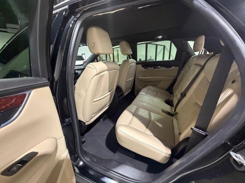 Used 2018 Cadillac XT5 Luxury w/ Driver Awareness Package FWD image 28