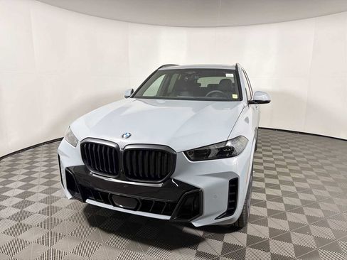 New 2026 BMW X5 xDrive40i w/ Executive Package image 7