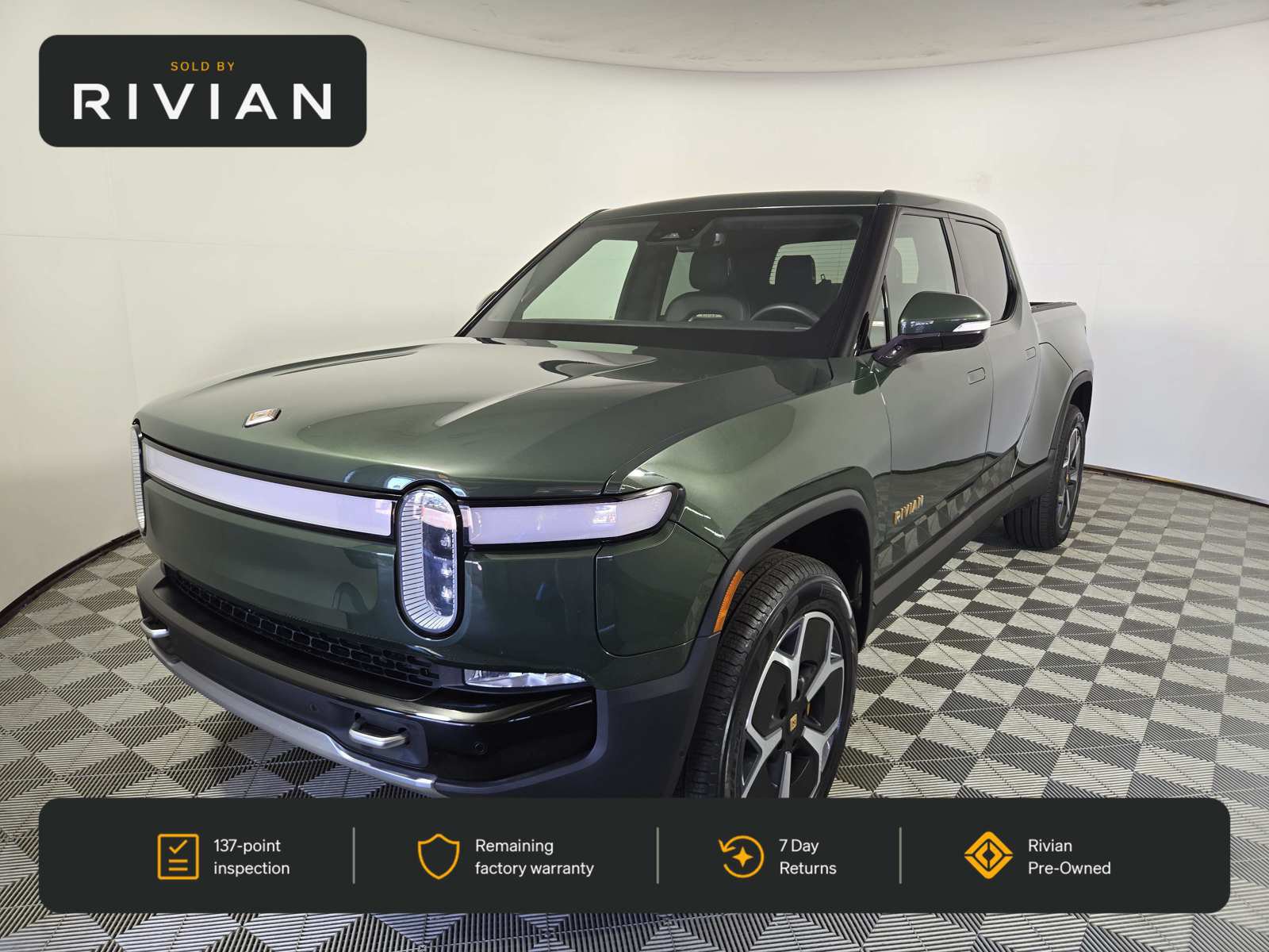 Used 2022 Rivian R1T Adventure AWD/4WD image 1