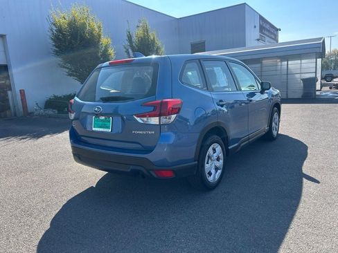Used 2023 Subaru Forester AWD/4WD image 8