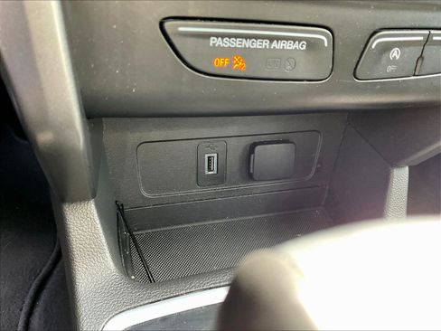 Used 2018 Ford Escape SEL AWD/4WD image 17