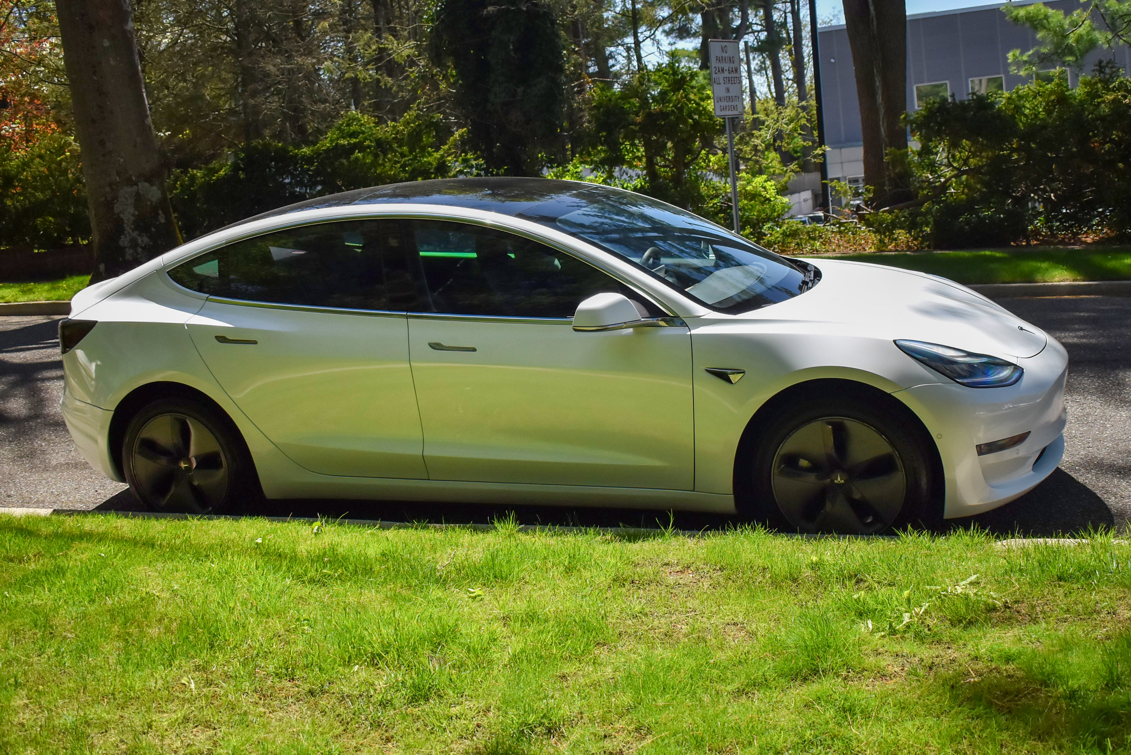 Used 2019 Tesla Model 3 Mid Range RWD image 10