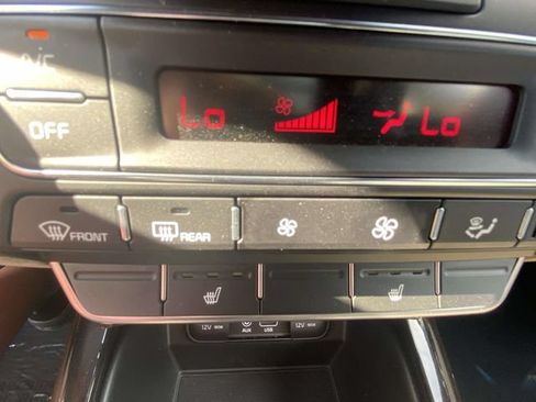 Used 2020 Kia Sorento EX AWD/4WD image 25