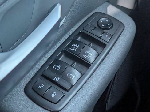 Used 2019 RAM 1500 Big Horn AWD/4WD image 10