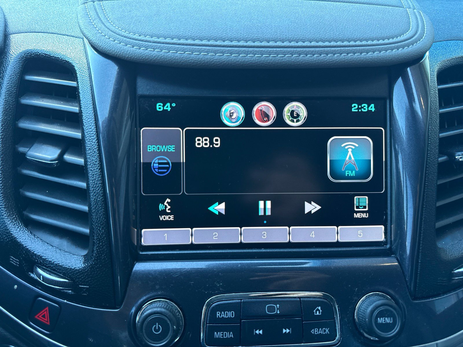 Used 2015 Chevrolet Impala LTZ FWD image 21