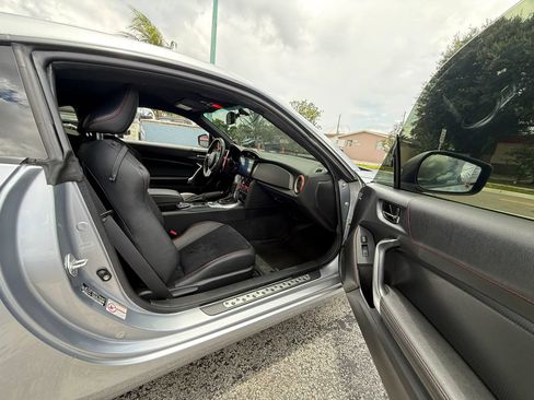 Used 2016 Subaru BRZ Limited w/ Popular Package #4 RWD image 17