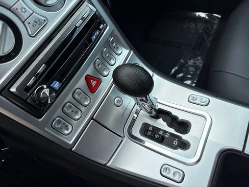 Used 2005 Chrysler Crossfire Limited RWD image 32