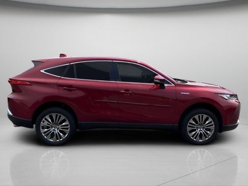 Used 2021 Toyota Venza Limited w/ Advanced Technology Package AWD/4WD image 5
