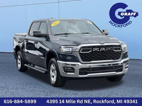 Used 2025 RAM 1500 Big Horn AWD/4WD image 1
