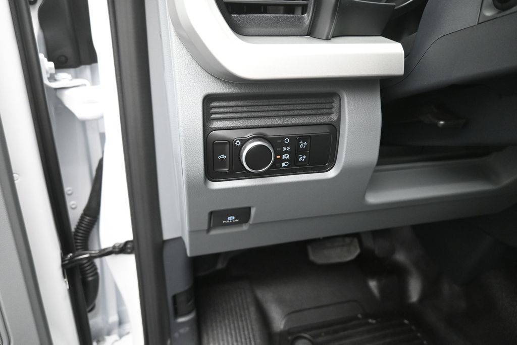 New 2027 Ford F250 XL AWD/4WD image 13