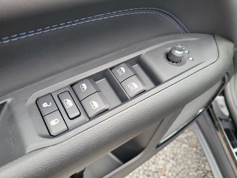 New 2026 Jeep Compass Latitude image 22