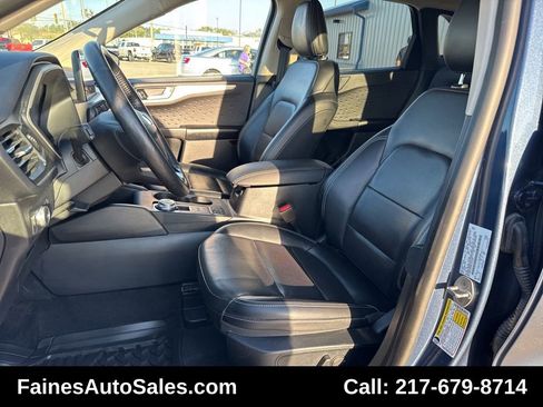 Used 2020 Ford Escape SEL image 8