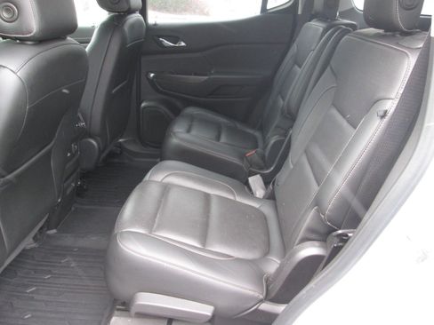 Used 2019 GMC Acadia SLT image 22