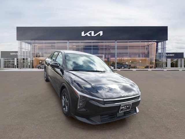 New 2026 Kia K4 FWD image 10