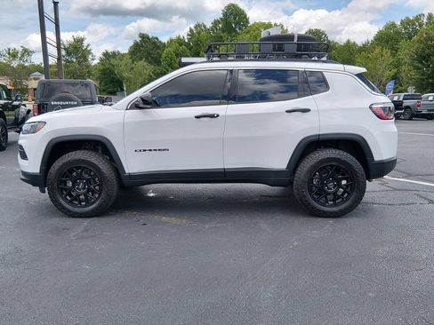 Used 2025 Jeep Compass Sport AWD/4WD image 7