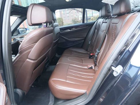 Used 2019 BMW 540i xDrive w/ M Sport Package image 23