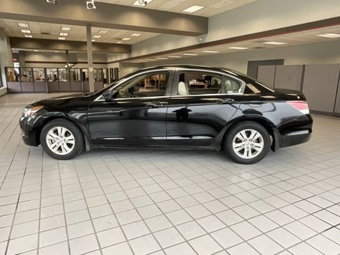 Used 2009 Honda Accord LX-P image 4