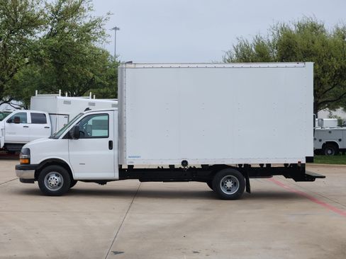 New 2025 Chevrolet Express 3500 w/ Power Convenience Package image 11