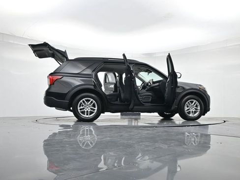 New 2026 Ford Explorer Active RWD image 52