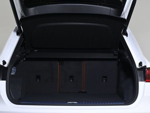 Used 2025 Audi Q3 2.0T Premium w/ Convenience Package image 21