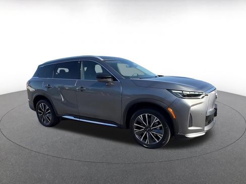 Used 2026 INFINITI QX60 Luxe AWD/4WD image 2