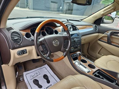 Used 2011 Buick Enclave CXL w/ Trailering Provision Package FWD image 21