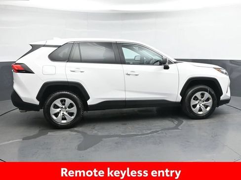 Certified 2023 Toyota RAV4 LE AWD/4WD image 3