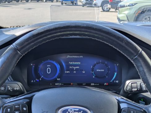 Used 2021 Ford Escape Titanium w/ Titanium Elite Package AWD/4WD image 23