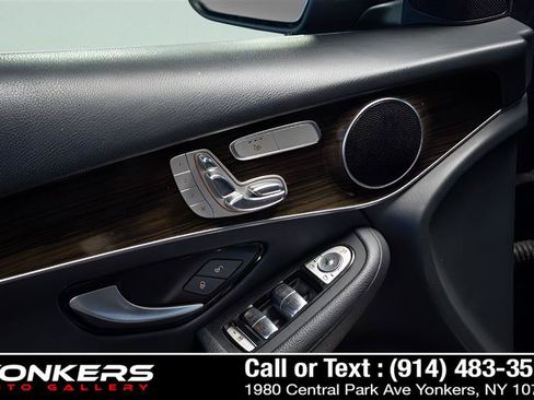 Used 2018 Mercedes-Benz GLC 300 4MATIC image 41