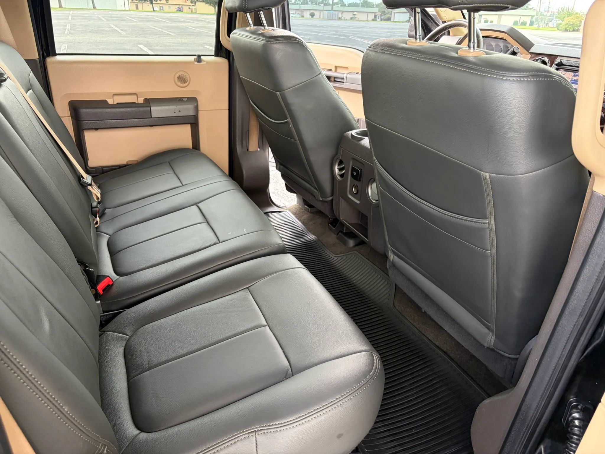 Used 2011 Ford F350 Lariat w/ Lariat Ultimate Pkg AWD/4WD image 18