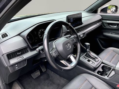 Used 2025 Honda CR-V Sport-L image 14