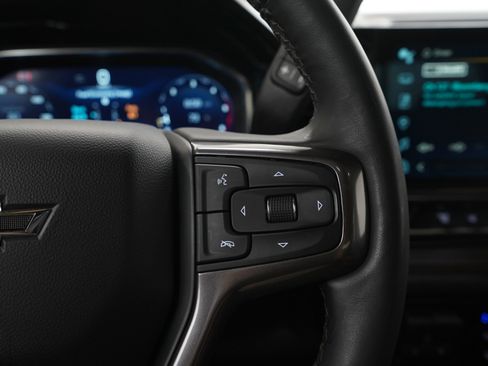 Used 2025 Chevrolet Silverado 2500 ZR2 w/ Technology Package AWD/4WD image 27