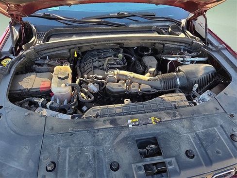 Used 2022 Jeep Grand Cherokee L Limited image 10