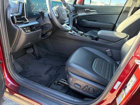 Used 2025 Kia Sportage SX Prestige image 9