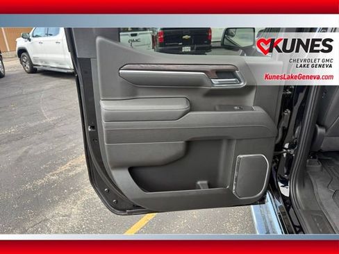 New 2026 GMC Sierra 1500 SLT w/ SLT Premium Package AWD/4WD image 19