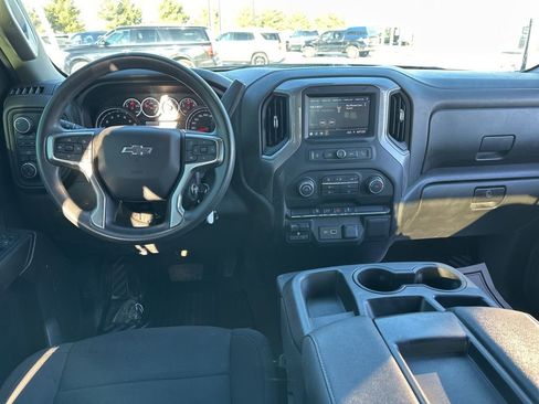 Used 2021 Chevrolet Silverado 1500 Custom Trail Boss image 22