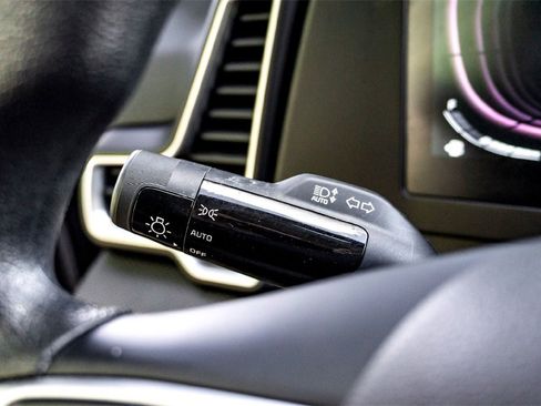 Used 2024 Kia Sportage LX image 19