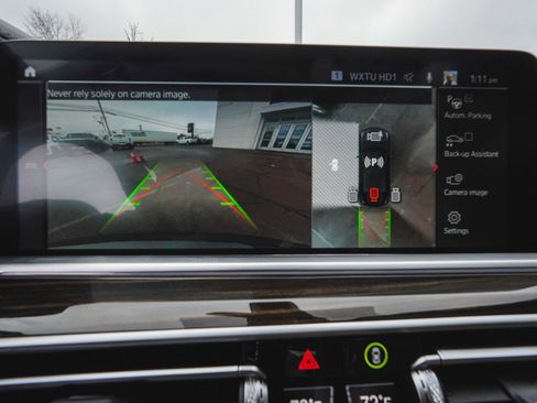 Used 2023 BMW X6 xDrive40i w/ M Sport Package image 18