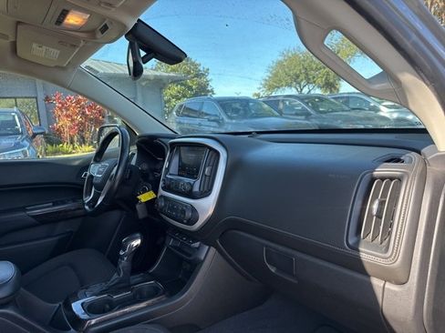 Used 2022 GMC Canyon Elevation w/ Trailering Package image 8