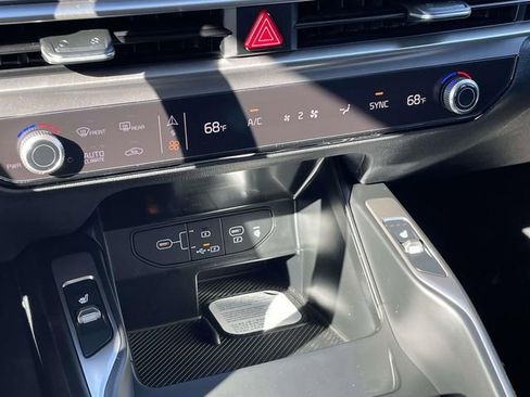 New 2026 Kia Sorento S w/ S Panoramic Sunroof Package FWD image 35