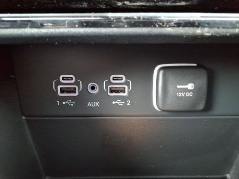 New 2026 Jeep Grand Cherokee Limited w/ Limited Altitude Package AWD/4WD image 13