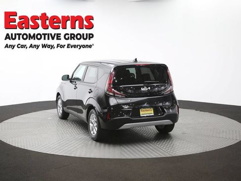 Used 2025 Kia Soul LX w/ LX Technology Package FWD image 63