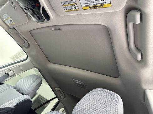 Used 2023 Subaru Outback Premium image 24