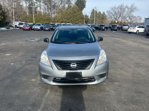 Used 2013 Nissan Versa S image 8