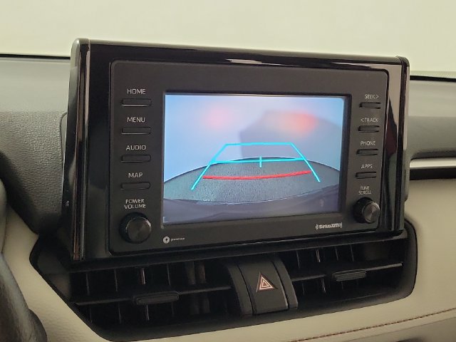 Used 2021 Toyota RAV4 XLE AWD/4WD image 29