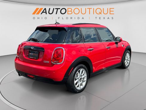 Used 2019 MINI Cooper 4-Door Hardtop FWD image 5