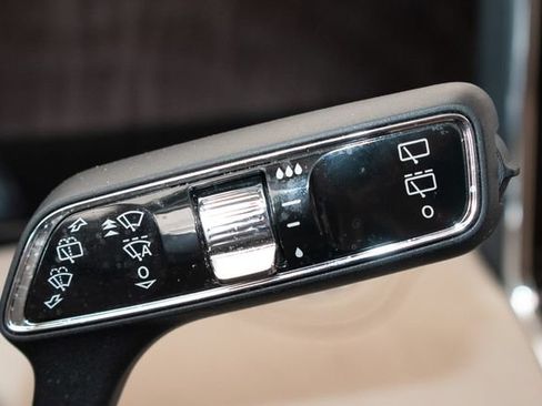 Used 2023 Lincoln Navigator Reserve AWD/4WD image 29