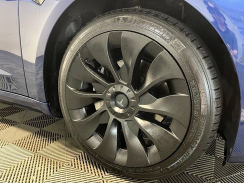 Used 2020 Tesla Model 3 Long Range AWD/4WD image 3